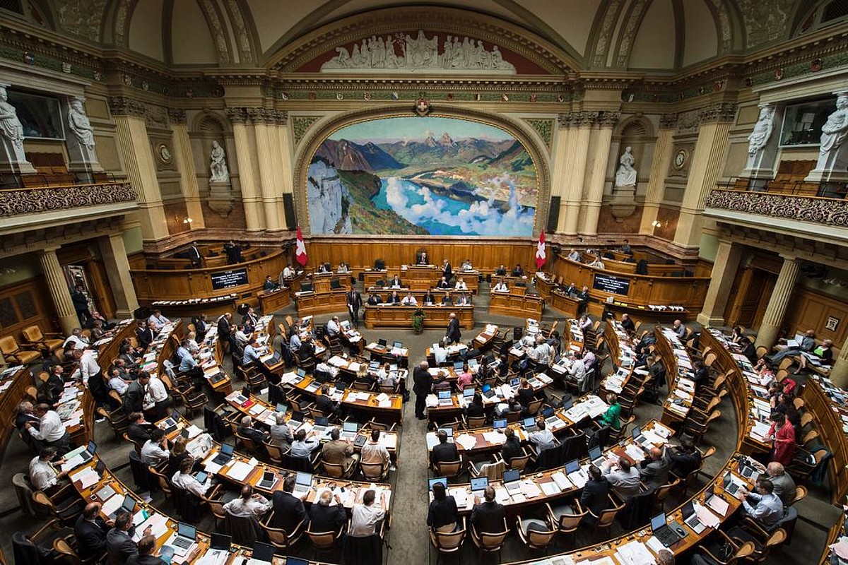 Der volle Nationalratssaal im Bundeshaus.